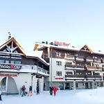 아파트 Club Village